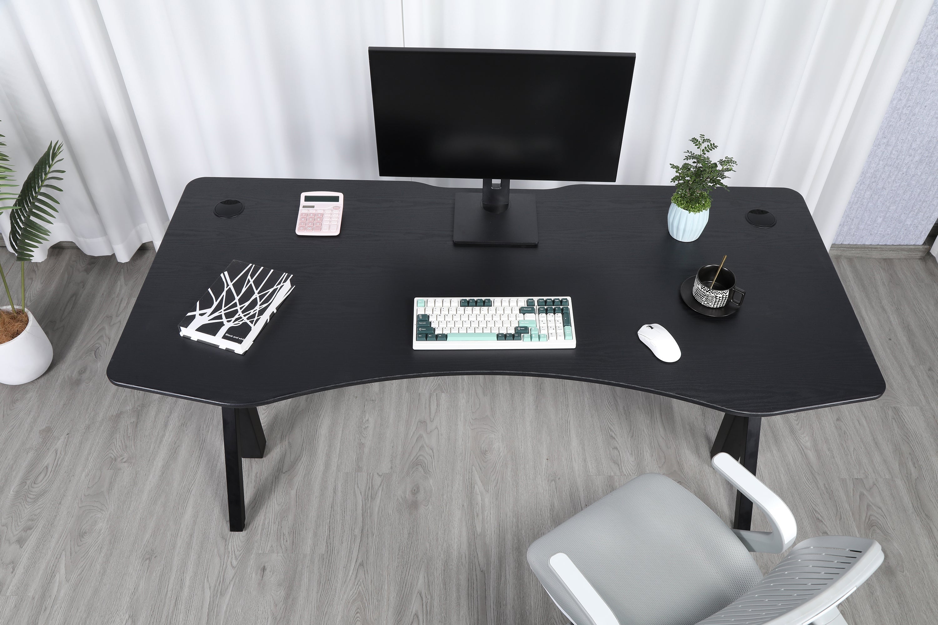 Quattro Series 60" Electric Standing Desk with Curved Top