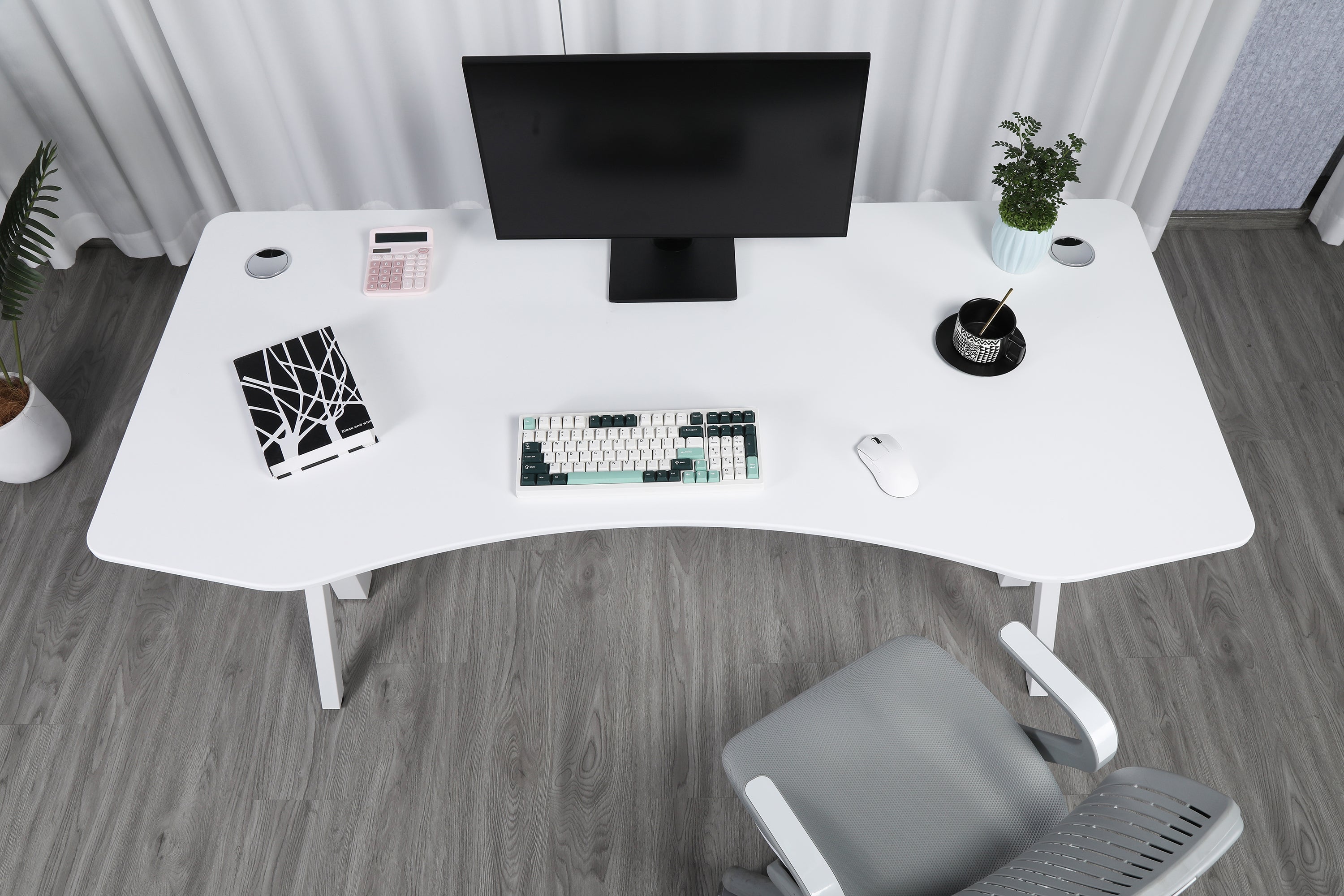 Quattro Series 60" Electric Standing Desk with Curved Top