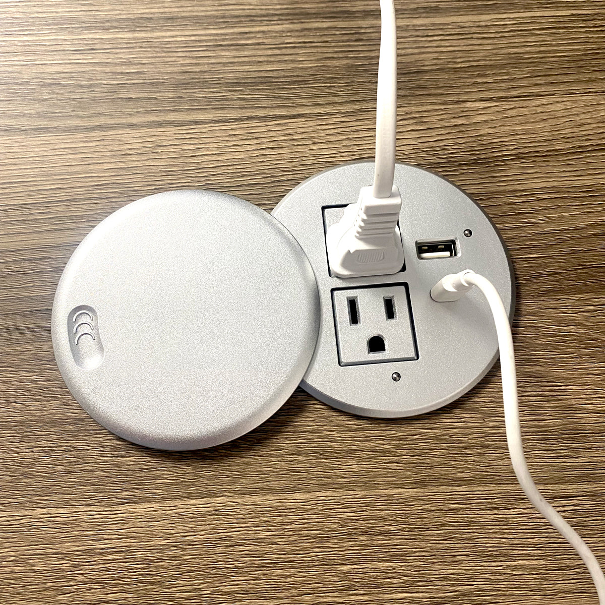 Power Grommet with Cover (Silver)